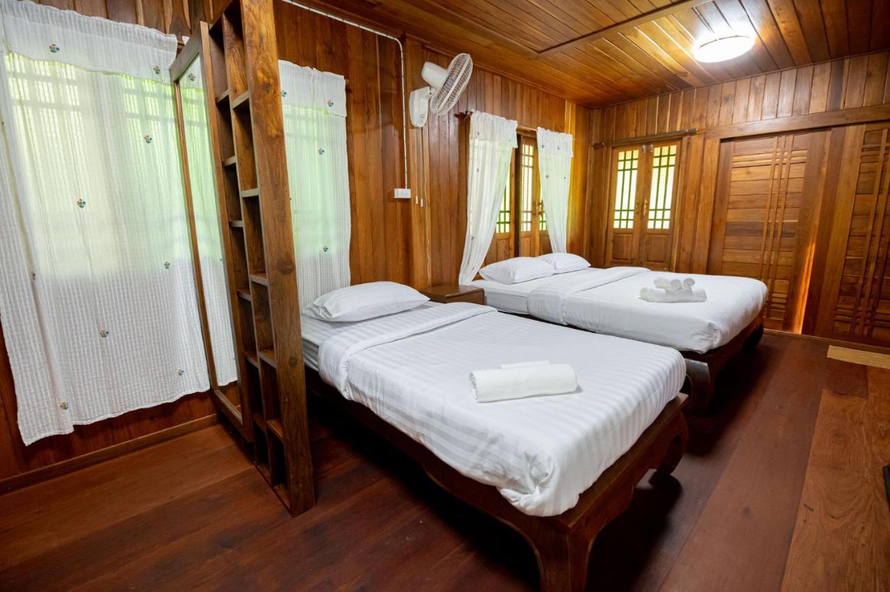 Suk Sabai Homestay Sukhothai Eksteriør billede
