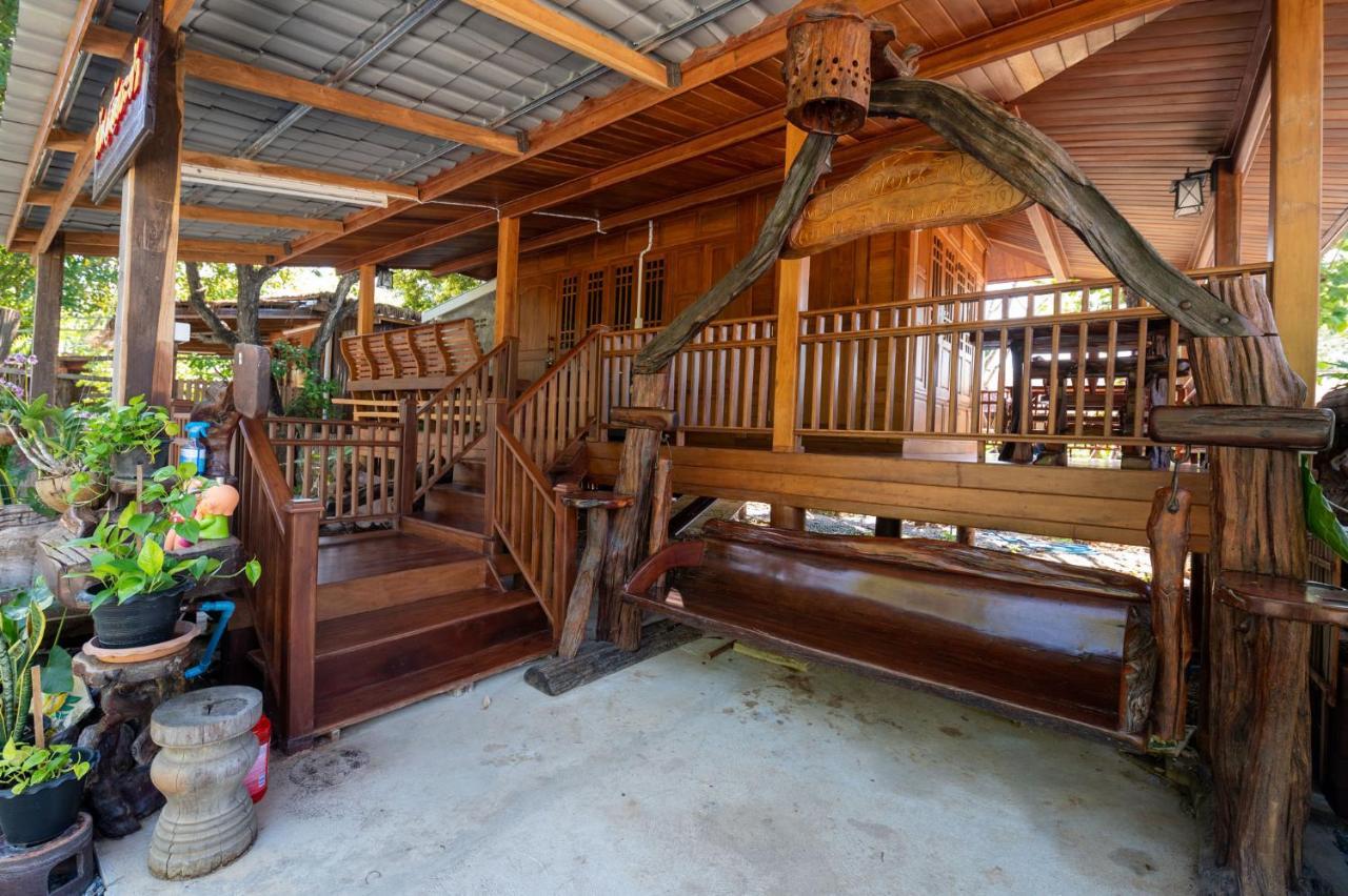 Suk Sabai Homestay Sukhothai Eksteriør billede
