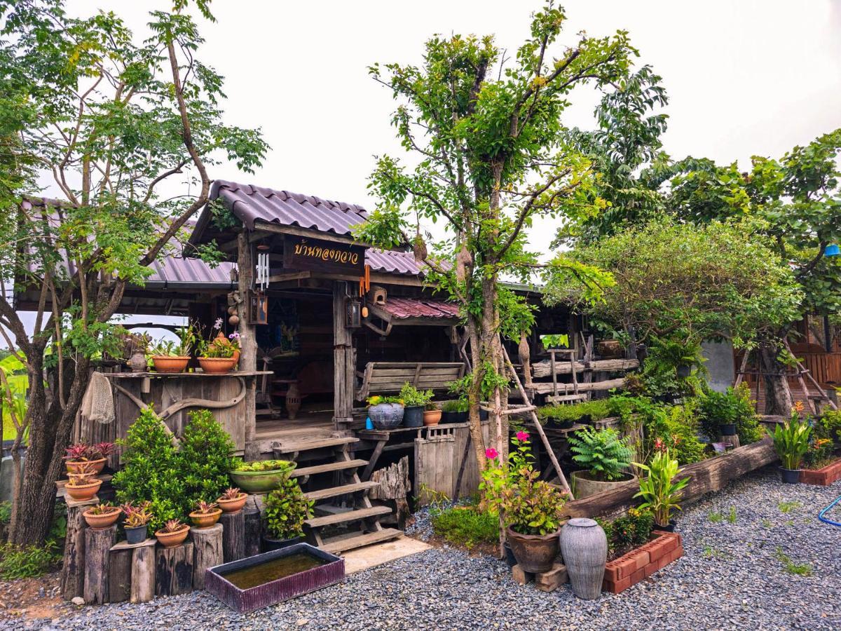 Suk Sabai Homestay Sukhothai Eksteriør billede