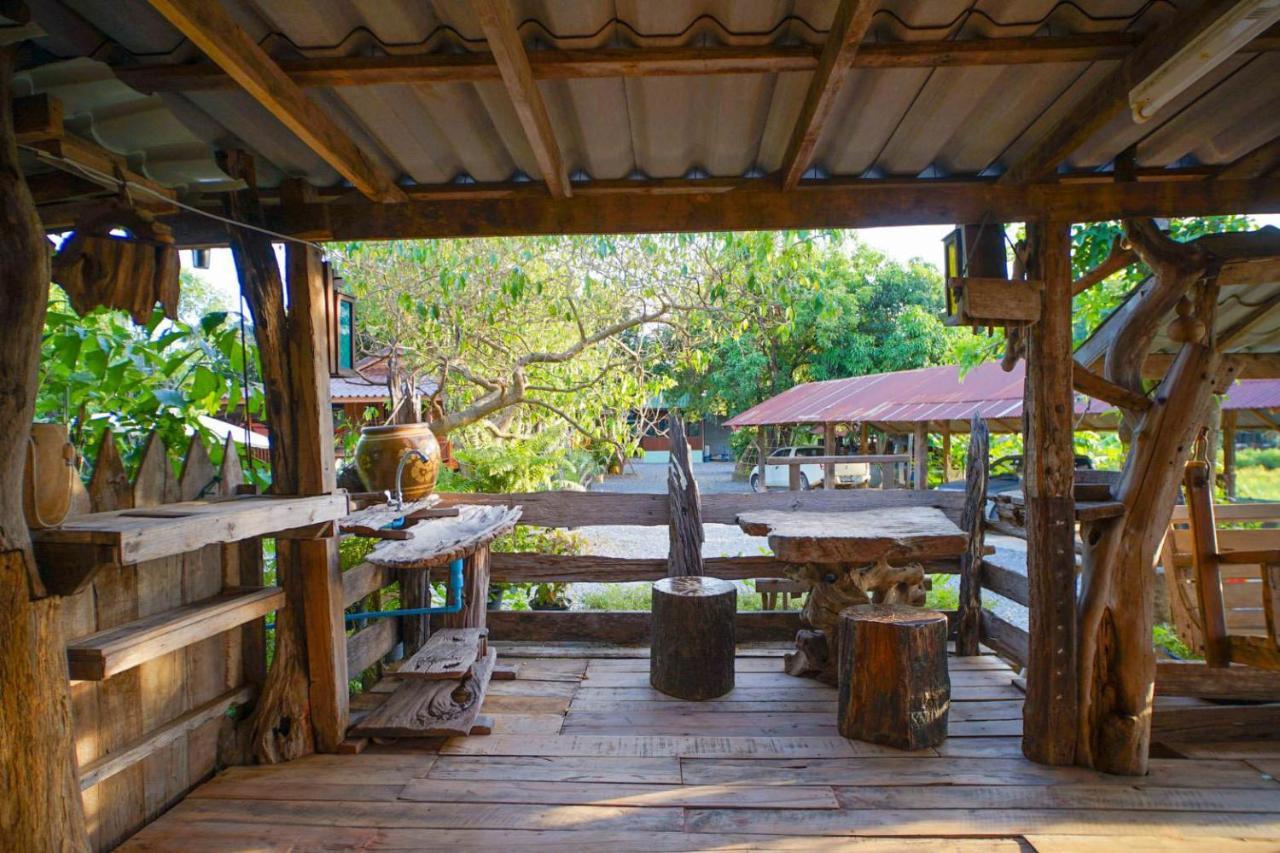 Suk Sabai Homestay Sukhothai Eksteriør billede